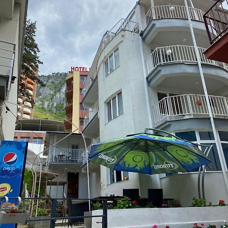 Pensiunea Ambasador Băile Herculane Exterior foto
